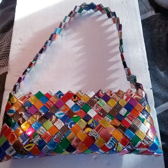 Candy Wrapper Shoulder Bag Handbag Metallic unique 1990s Hard To Find - Picture 8 of 10